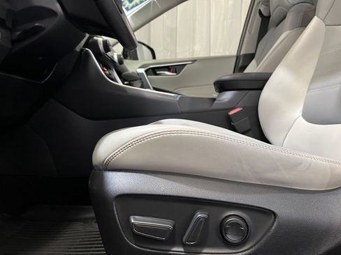 Certified 2023 Toyota RAV4 XLE Premium AWD/4WD image 15