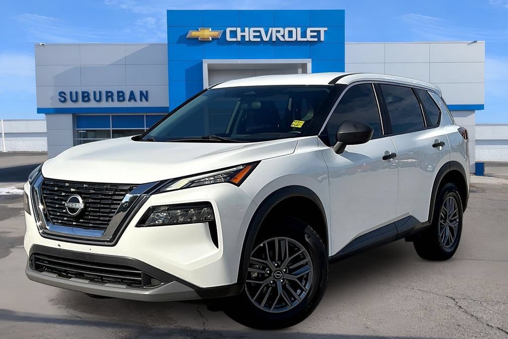 Used 2023 Nissan Rogue S AWD/4WD image 1