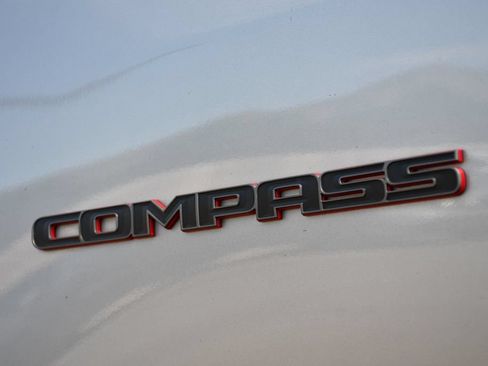 Used 2021 Jeep Compass Trailhawk AWD/4WD image 14