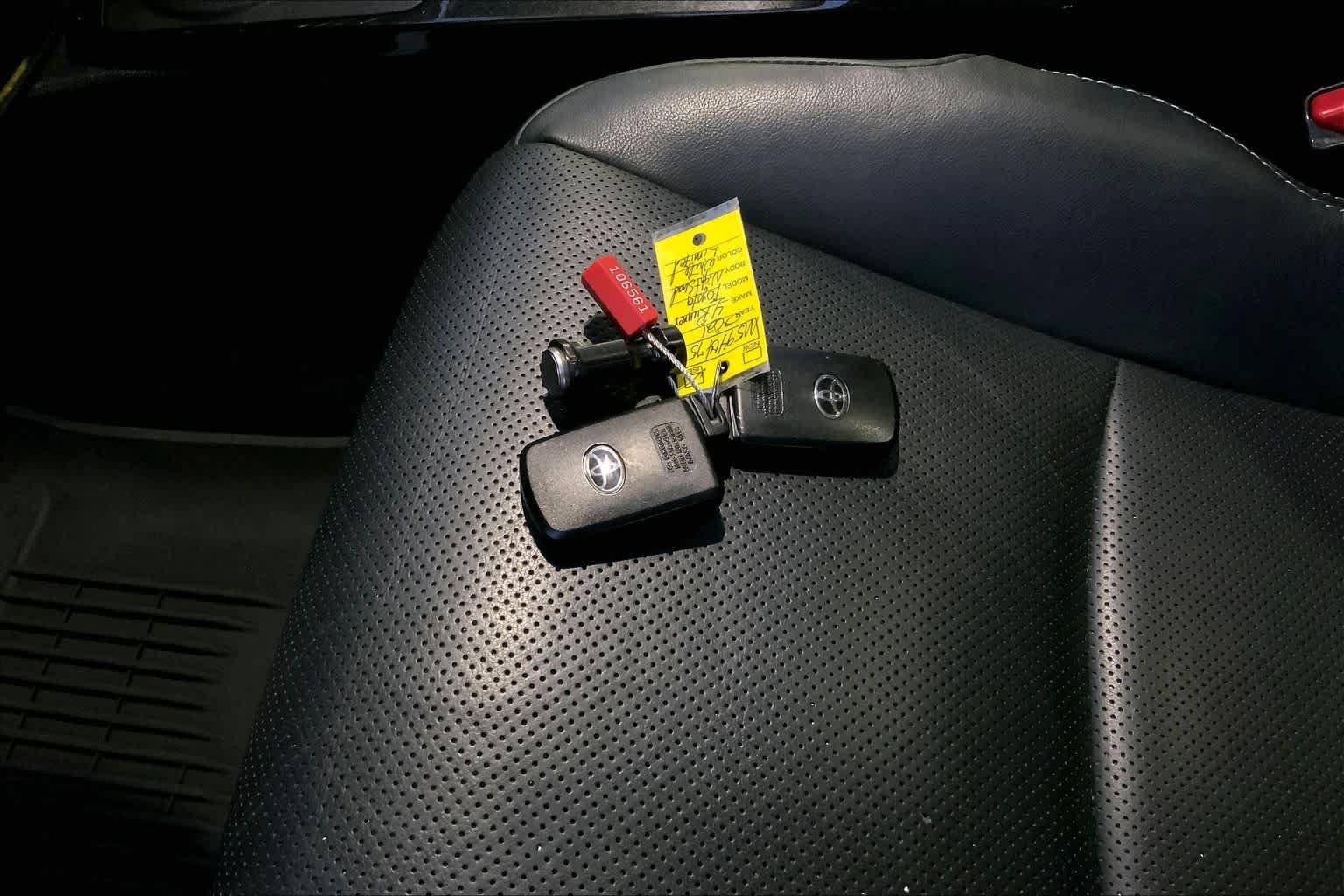 Used 2021 Toyota 4Runner Nightshade AWD/4WD image 15
