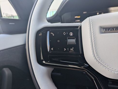 New 2026 Land Rover Range Rover Sport Dynamic SE image 28