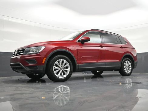 Used 2019 Volkswagen Tiguan SE w/ Panoramic Sunroof Package image 23