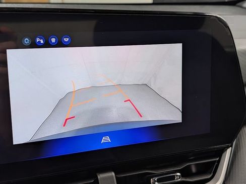 New 2027 Chevrolet Equinox LT FWD image 23