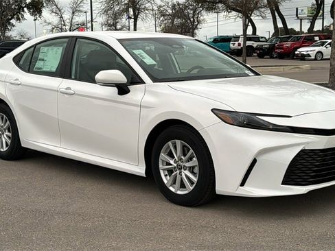 New 2026 Toyota Camry LE image 3