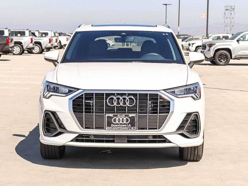 Used 2025 Audi Q3 2.0T Premium w/ Convenience Package AWD/4WD image 2