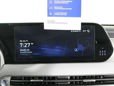 Certified 2025 Hyundai Palisade SE FWD image 9