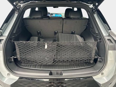 Used 2024 Chevrolet Equinox EV RS FWD image 5