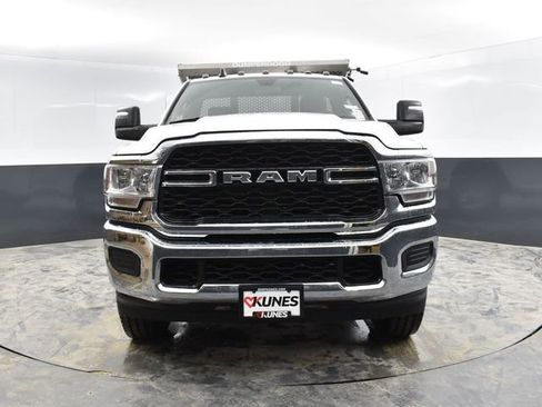 New 2024 RAM 2500 Tradesman w/ Chrome Appearance Group image 2