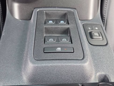 Used 2021 Ford Bronco First Edition AWD/4WD image 18