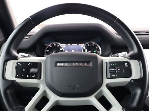 Used 2021 Land Rover Defender 110 image 13