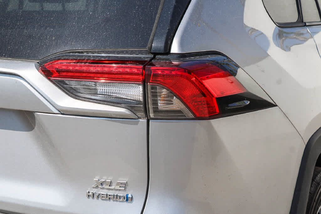 Used 2024 Toyota RAV4 XLE w/ Convenience Package AWD/4WD image 7