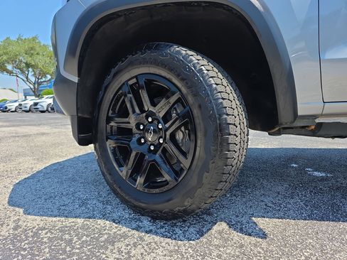 Certified 2024 Chevrolet Colorado Trail Boss w/ Advanced Trailering Package image 34