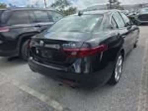 Used 2023 Alfa Romeo Giulia AWD w/ Quick Order Package 22X Lusso image 5