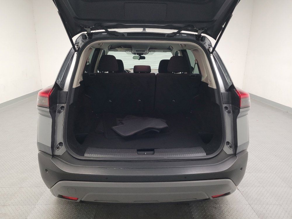 Used 2023 Nissan Rogue S FWD image 29