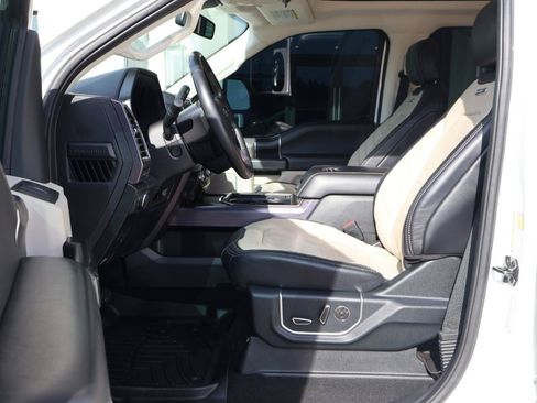 Used 2020 Ford F250 Limited w/ FX4 Off-Road Package AWD/4WD image 9
