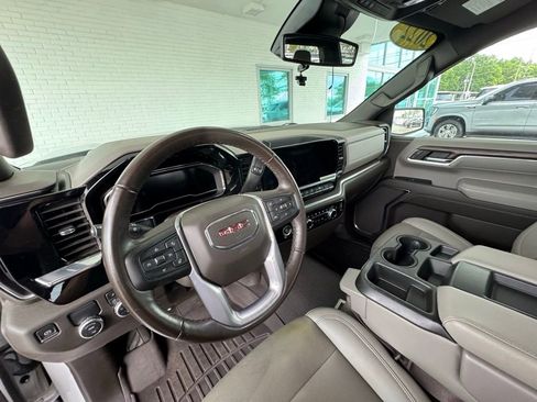 Used 2022 GMC Sierra 1500 SLT image 14