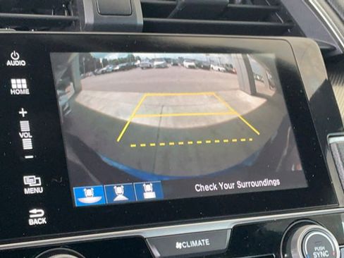 Used 2018 Honda Civic EX image 13