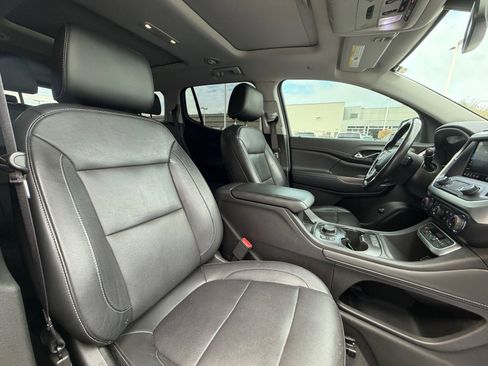 Used 2020 GMC Acadia SLT w/ Premium Package image 19