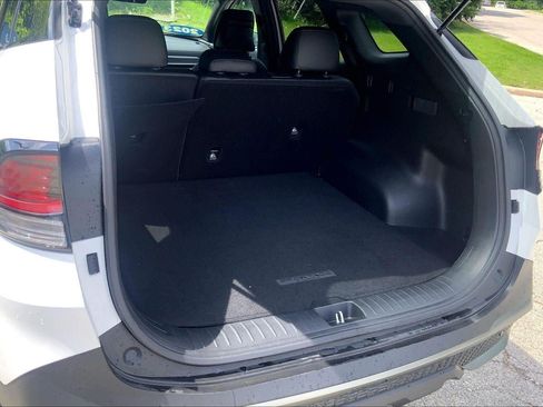 Used 2023 Kia Sportage X-Line AWD/4WD image 4