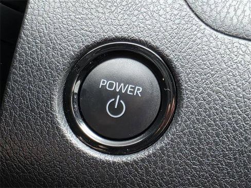 Certified 2025 Toyota Camry SE image 17