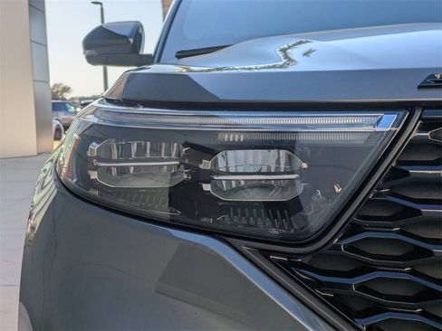 Used 2023 Ford Explorer ST w/ Equipment Group 401A image 10