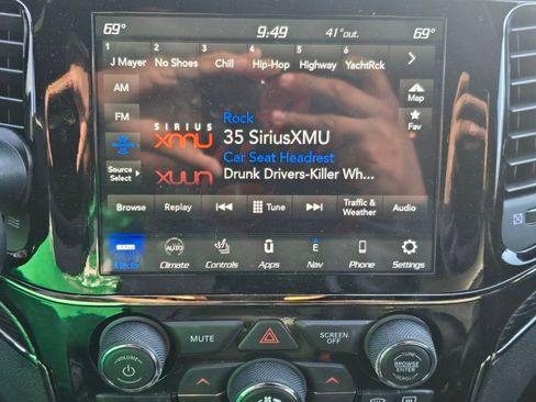 Used 2019 Jeep Grand Cherokee High Altitude image 19