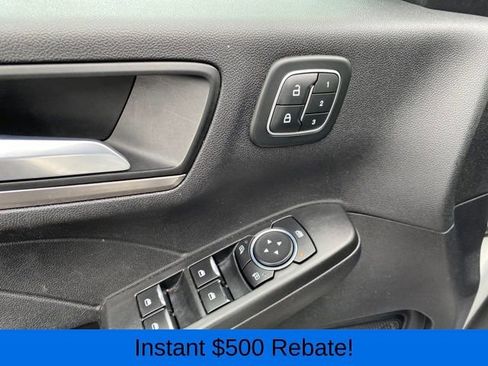Used 2022 Ford Escape Titanium image 17