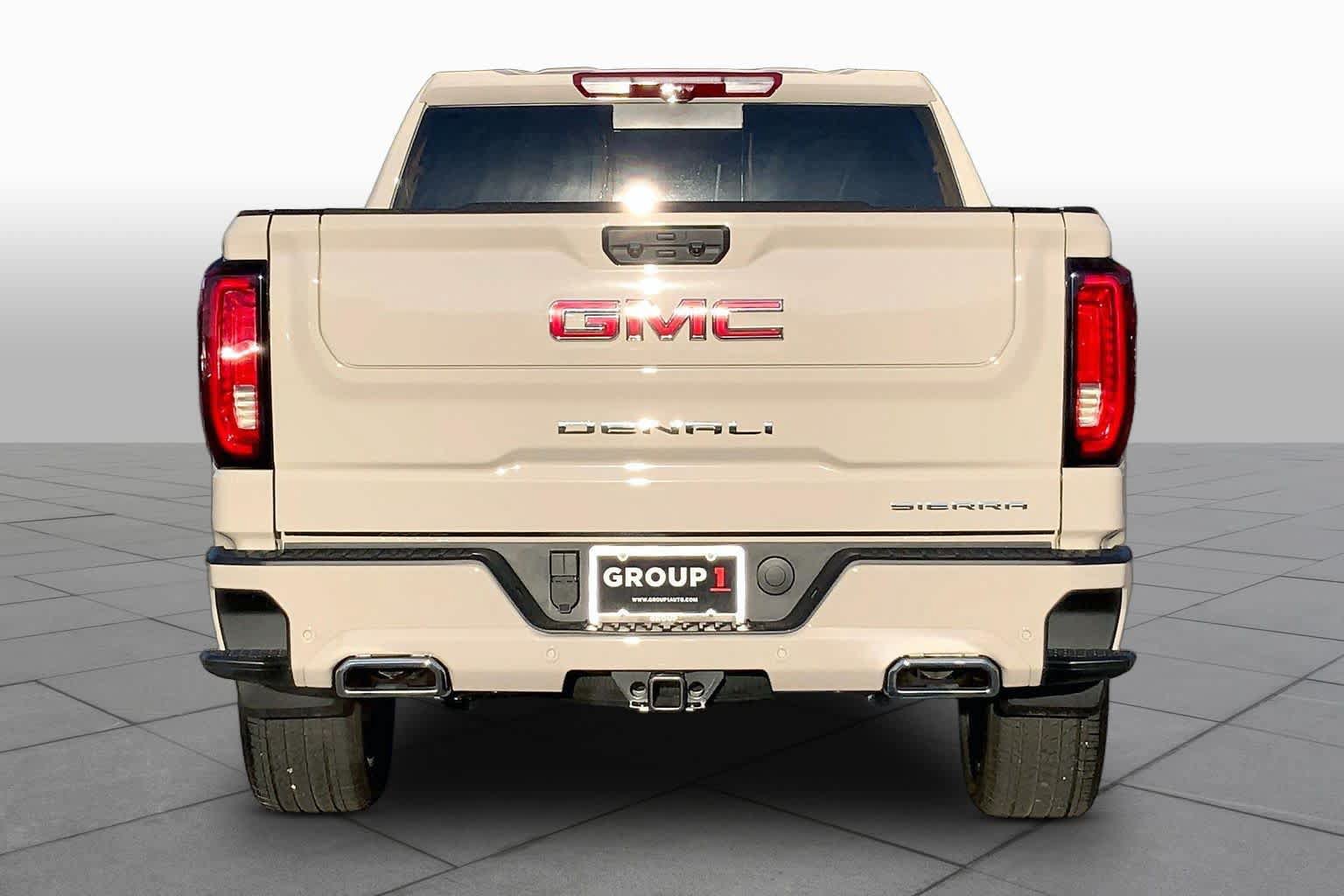 Used 2026 GMC Sierra 1500 Denali AWD/4WD image 5