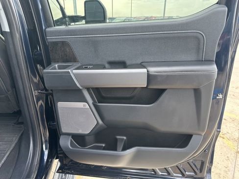 Used 2025 Ford F350 Lariat w/ Black Appearance Package AWD/4WD image 31