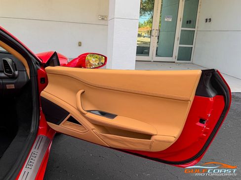 Used 2011 Ferrari 458 Italia Coupe RWD image 36