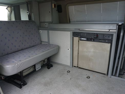 Used 1997 Volkswagen Eurovan Camper image 18