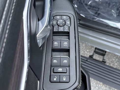 New 2026 RAM 3500 Laramie AWD/4WD image 26