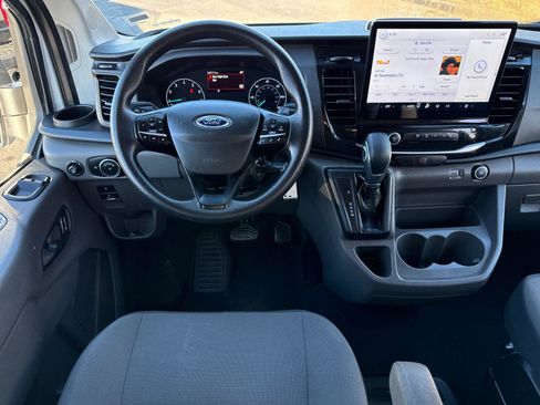 Used 2023 Ford Transit 350 XLT image 23