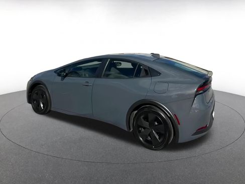 Used 2025 Toyota Prius LE image 10