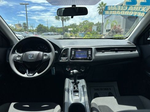 Used 2022 Honda HR-V LX image 28