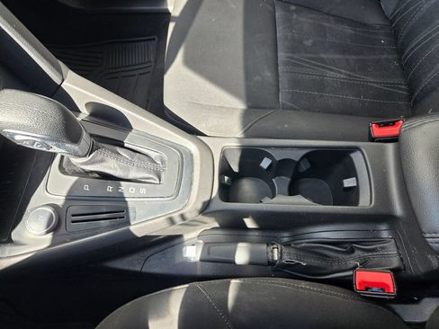 Used 2017 Ford Focus SEL FWD image 27