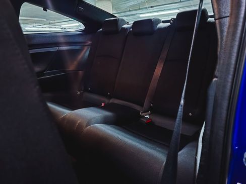Used 2019 Honda Civic EX image 18