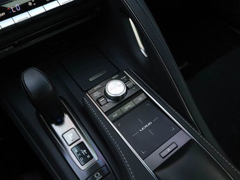 Used 2021 Lexus LC 500 Coupe w/ Carbon Fiber Package image 40