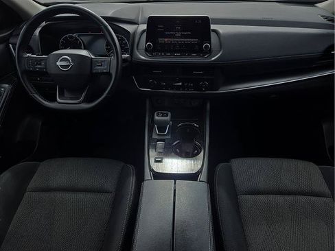 Used 2025 Nissan Rogue SV FWD image 7
