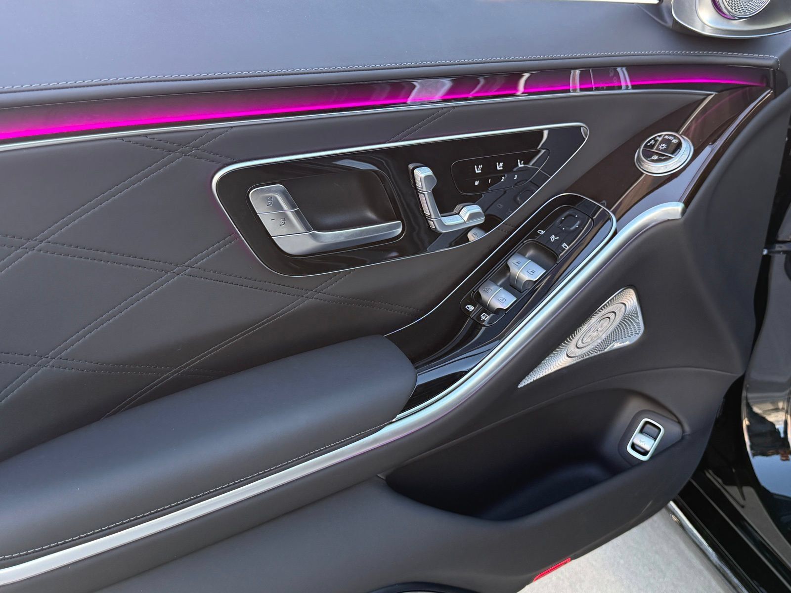 New 2026 Mercedes-Benz Maybach S 680 4MATIC image 14