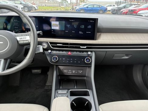 Used 2025 Hyundai Sonata SEL image 13