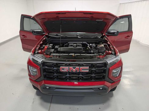 Used 2024 GMC Canyon Elevation w/ Convenience Package image 12