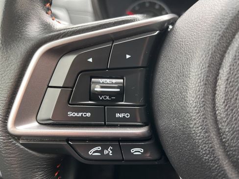 Used 2019 Subaru Crosstrek 2.0i Premium image 13