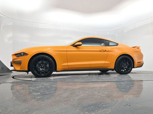 Used 2018 Ford Mustang Coupe w/ Ecoboost Performance Package image 33