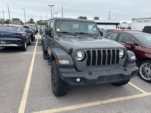 Used 2020 Jeep Wrangler Unlimited Sport AWD/4WD image 3