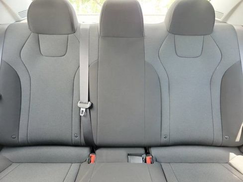 Certified 2024 Hyundai Elantra SE FWD image 27