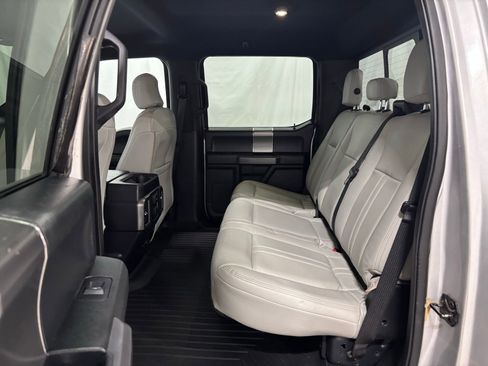 Used 2016 Ford F150 XLT w/ Equipment Group 302A Luxury image 13