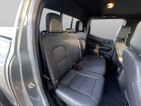 Used 2026 Chevrolet Colorado Trail Boss AWD/4WD image 19