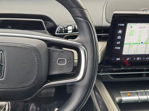 Used 2025 Lincoln Nautilus Premier w/ Equipment Group 102A image 34