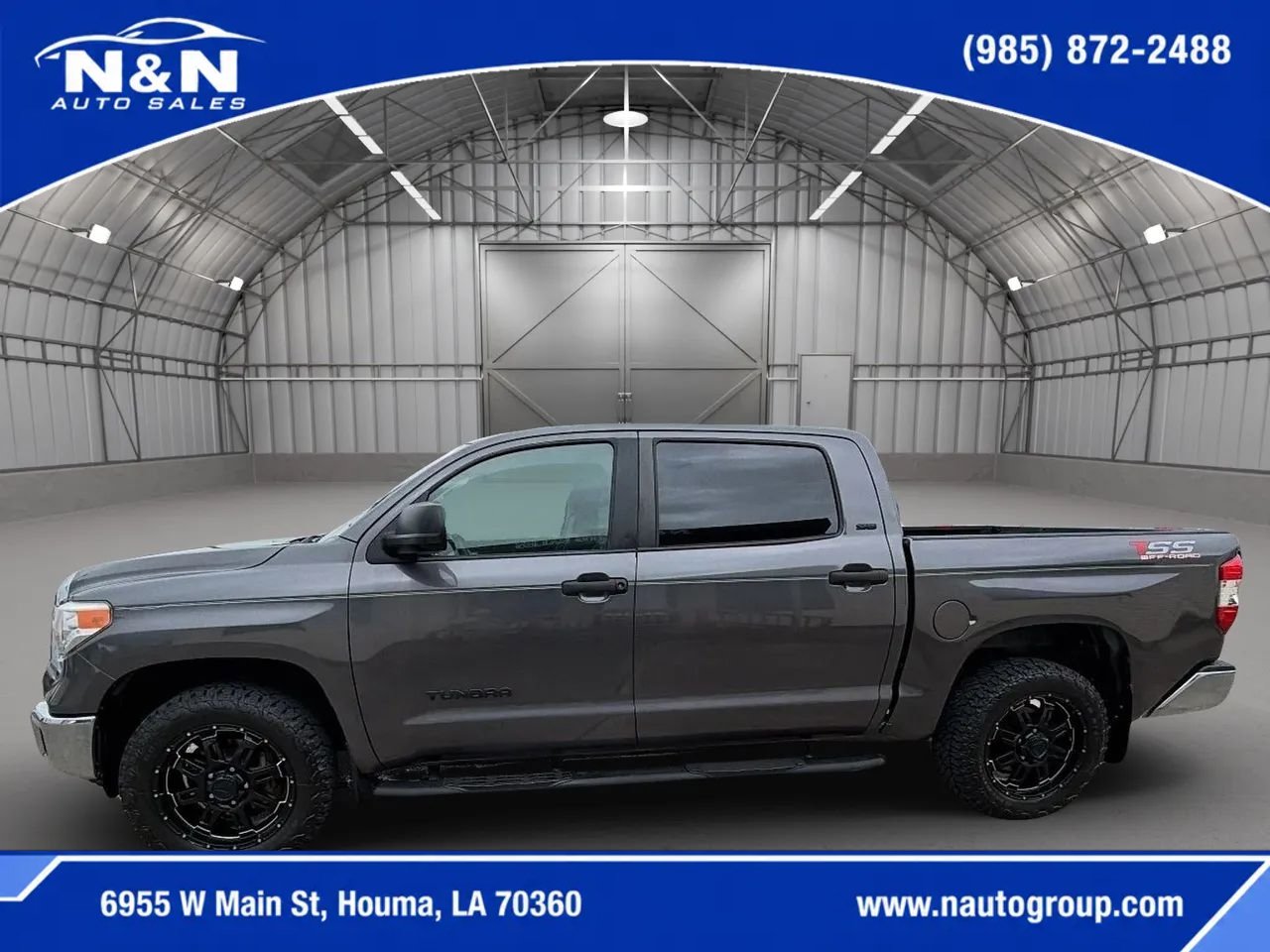 Used 2017 Toyota Tundra SR5 w/ SR5 Upgrade Package RWD image 2